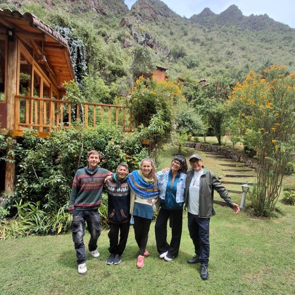 indigenous maestros ayahuasca retreat peru small group